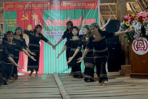 Thôn 6 (Kon Rá) đạt chuẩn nông thôn mới vùng đồng bào DTTS năm 2023